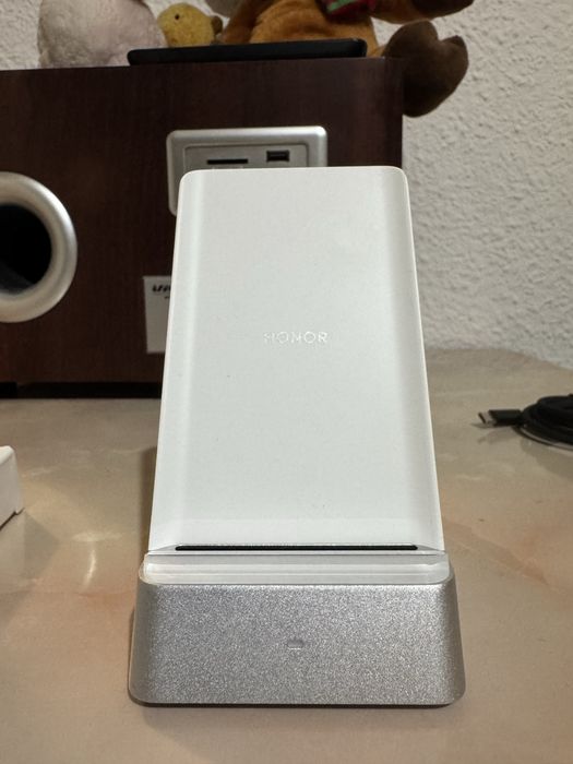 HONOR SuperCharge Wireless Charger Stand (Max 100W) – Nou, desigilat