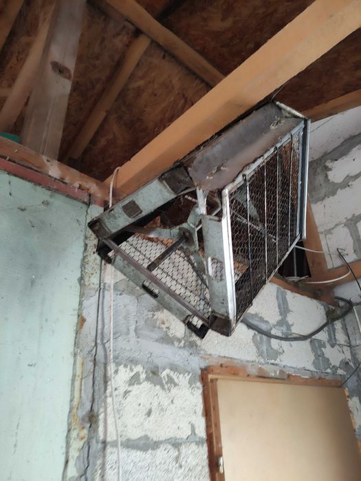 Пчелни семейства, кошери и инвентар