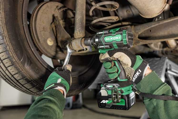 Masina de insurubat cu impact cu acumulatori fara perii 36V HIKOKI