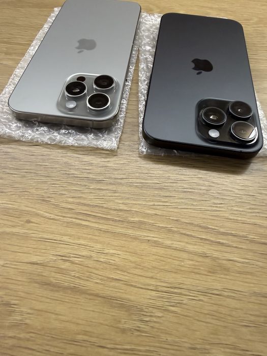 iPhone 16 Pro max Natural/Black -На части