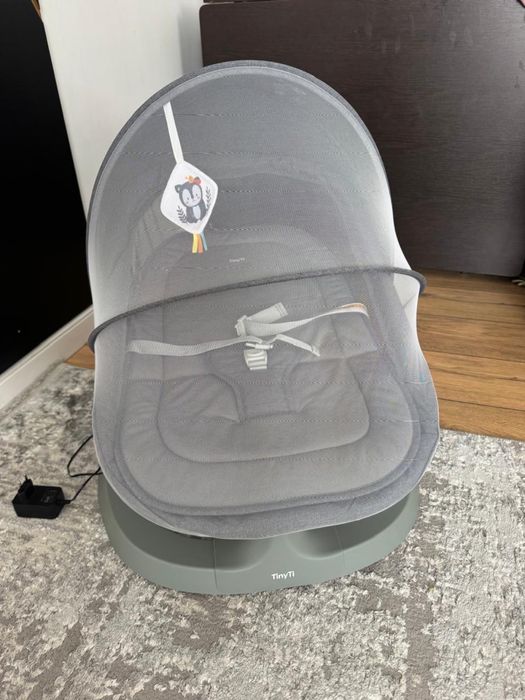 Шезлонг-качалка электронный для малышей