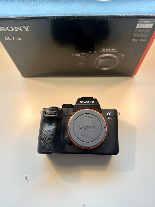 Фотоапарат - Sony A7R III A