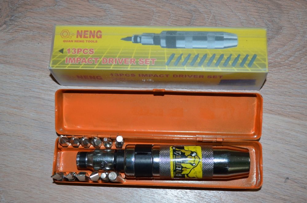 Ударная поворотная отвертка 13 предметов