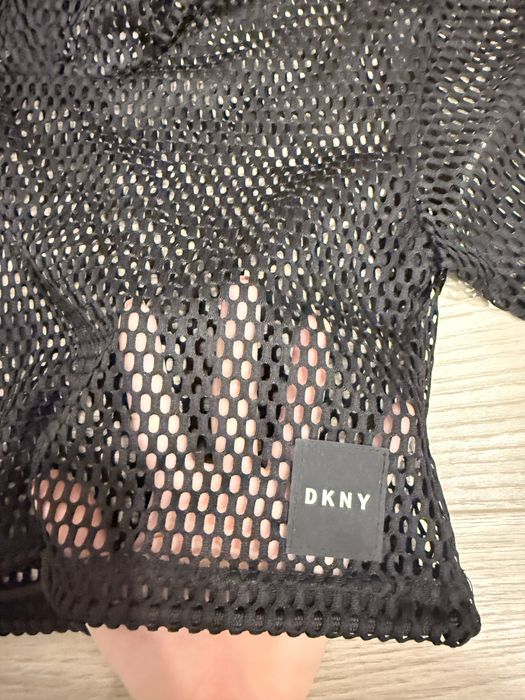 Top tip plasa negru DKNY