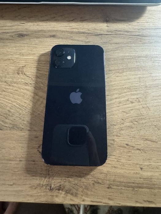 Продам айфон 12 iphone