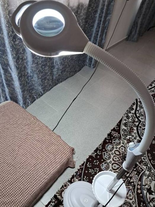 Продам лапму лупу новая