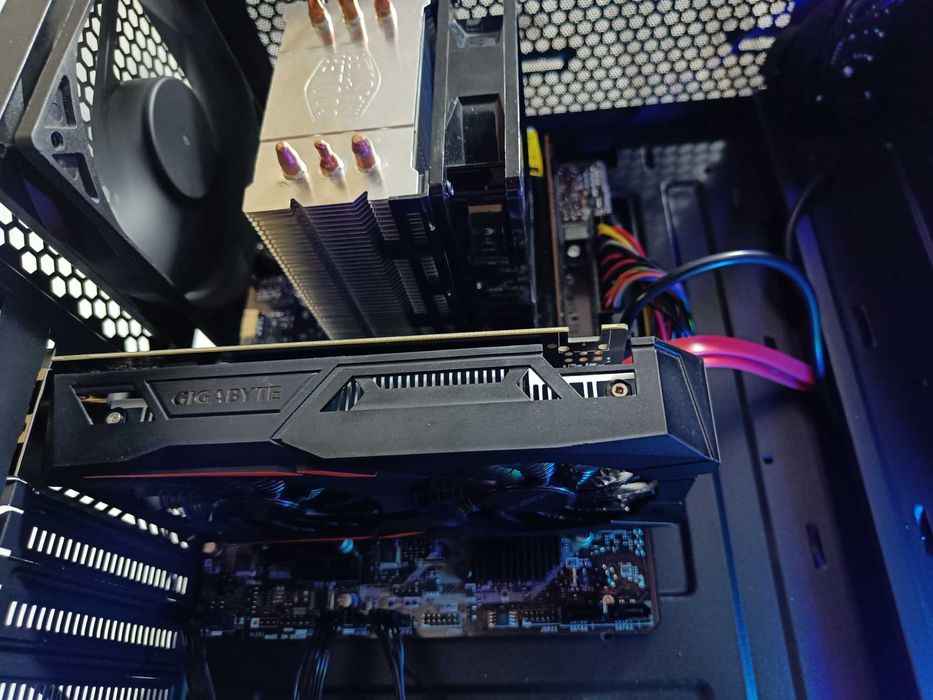 Unitate PC GAMING i7 8700 4.6Ghz/16GB DDR4/GTX1050TI 4GB/SSD/HDD GTA V