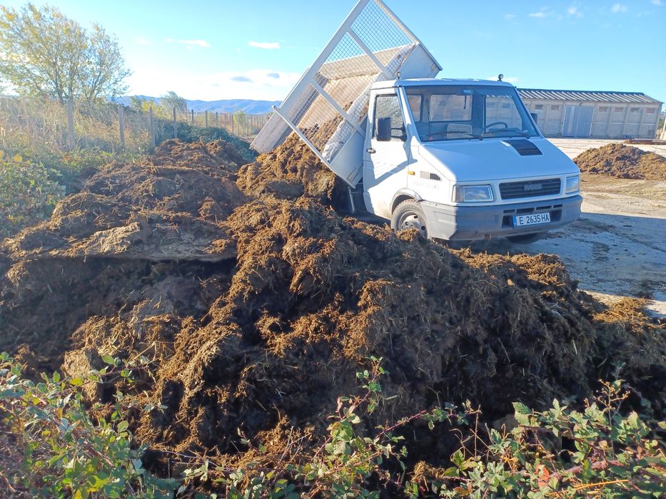 Услуги с бобкат ,валяк и самосвал