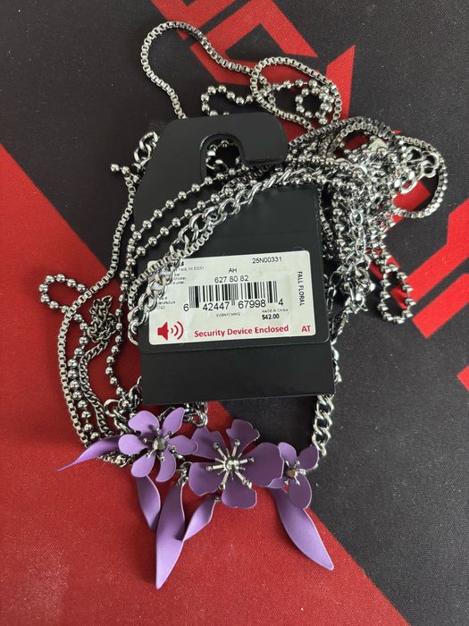 Обеци и колие Vera Wang - Simply Vera