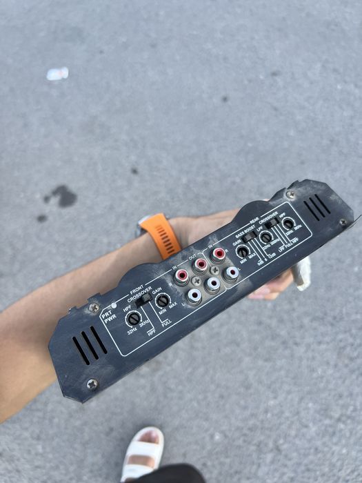 Усилитель 4 канальный 3000w