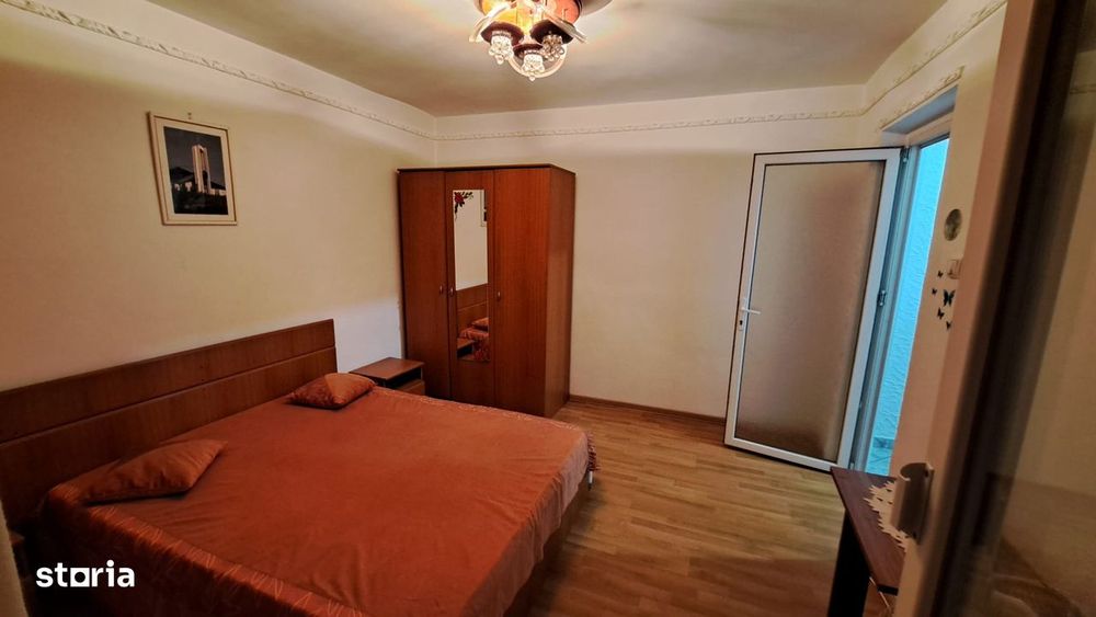 Apartament 3 camere, 2 bai, decomandat, B-dul Bucuresti — fotografia 3