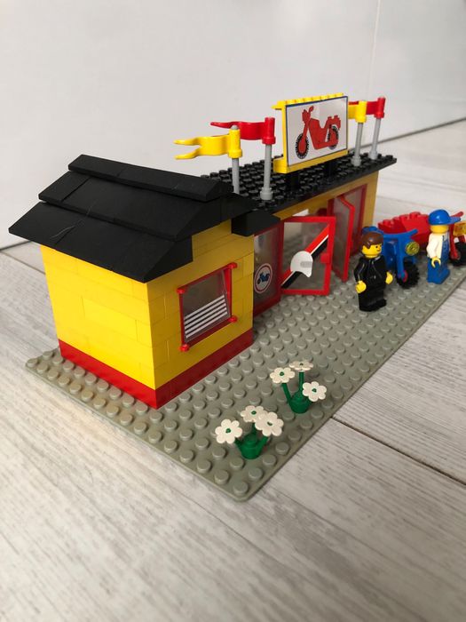 Lego classic town