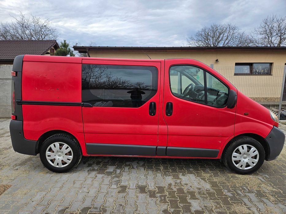 Opel Vivaro 2006 Microbuz Autoutilitară
