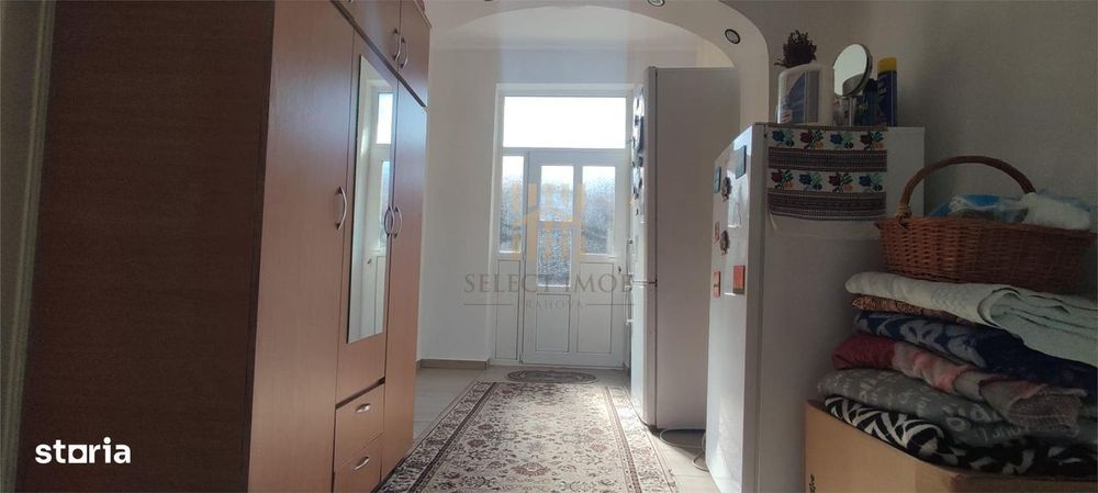 Casa cu livada de vanzare