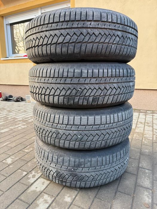 Anvelope 235 65 17 Continental iarna 2021