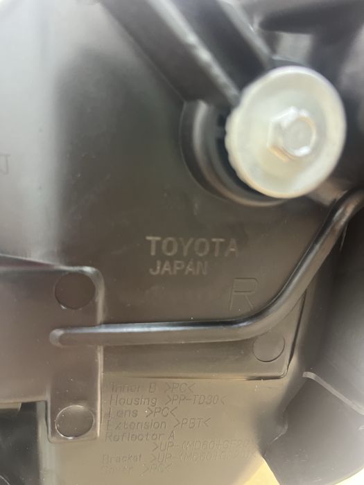 Фары Toyota Camry 55