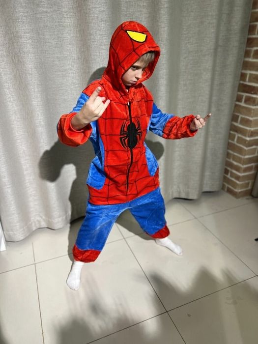 Кигуруми человек паук