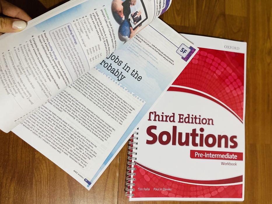Solutions elementary third edition все уровни учебника pre intermediat