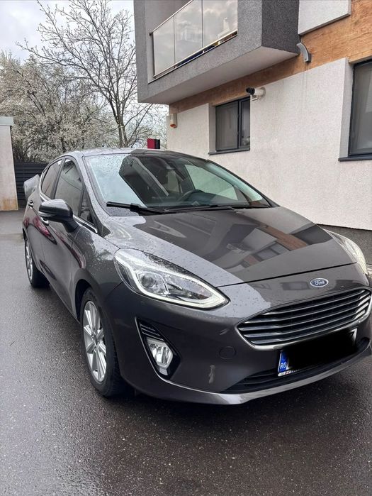 Ford Fiesta Masina este cumparata de noua din Romania. Folosita ca a doua masina