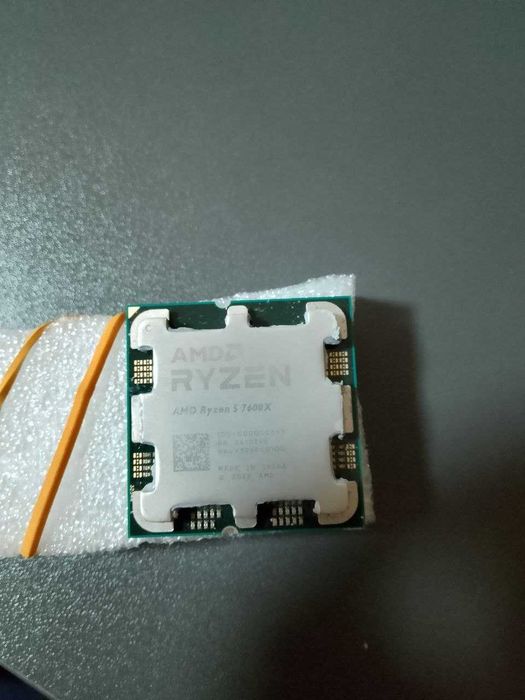 Процессор Ryzen 5 7600X