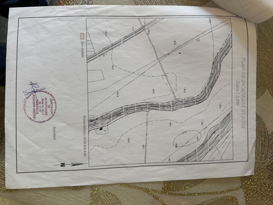 Vănd teren intravilan