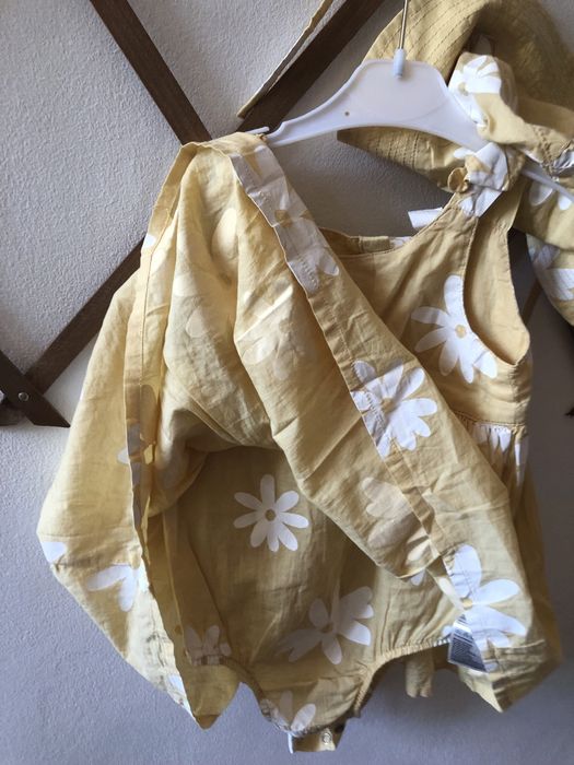 Vand sandale noi din piele,papuci si rochita pentru fetite