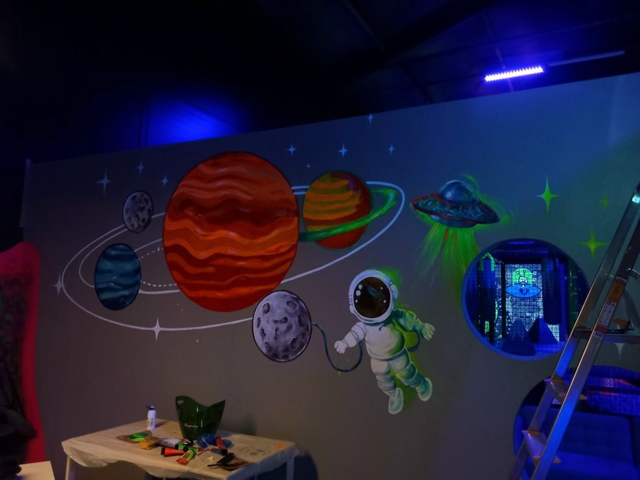 Realizez pictură murală personalizată