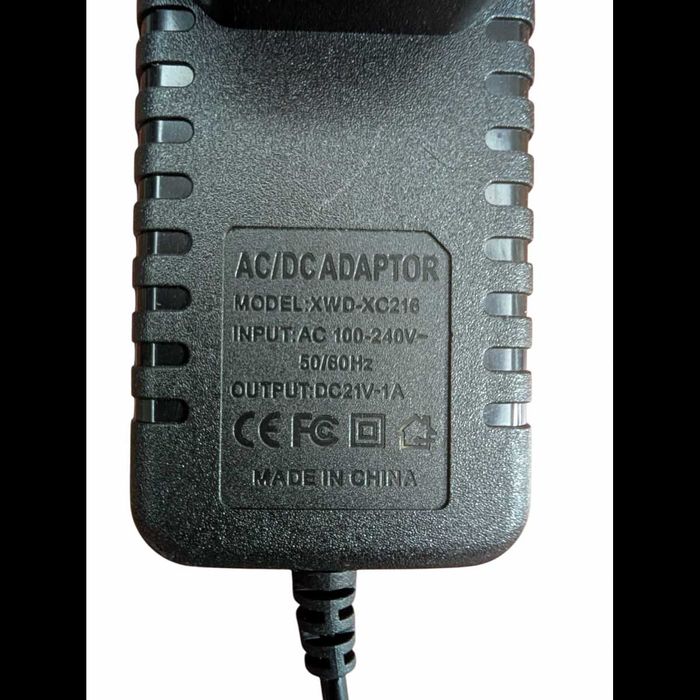 Suflantă aer portabilă GERMAN MEISTER cu 2 acumulatori 128V 8Ah