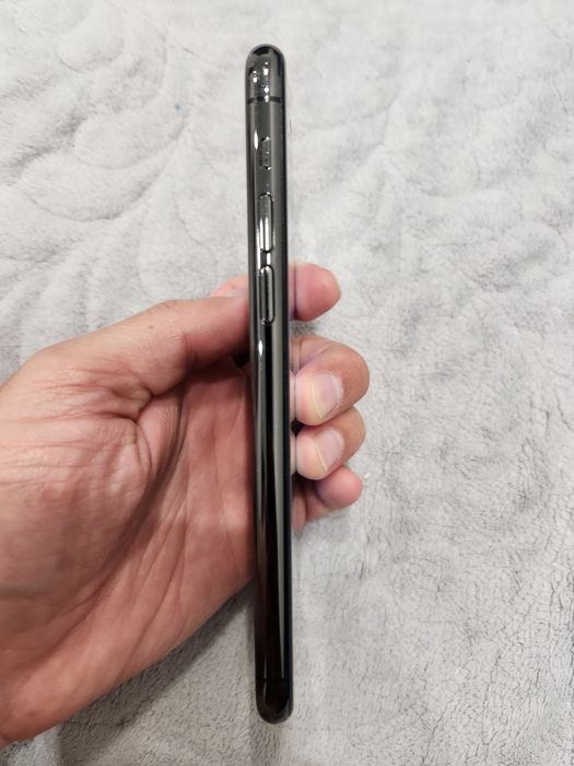 Iphone 11 pro продам