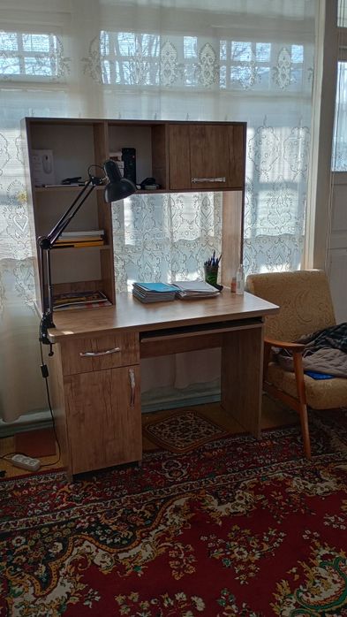 Рабочий стол для письма