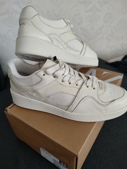 Маратонки   Zara