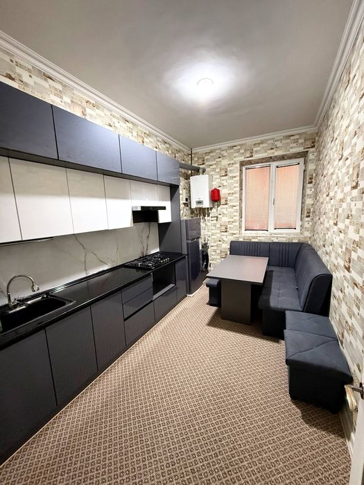 Сдается квартира в аренду рядом с метро «Пахтакор» (Чиланзар).
Квартир