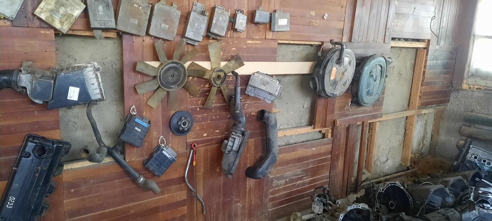 Запчасти на моторы Мерседес