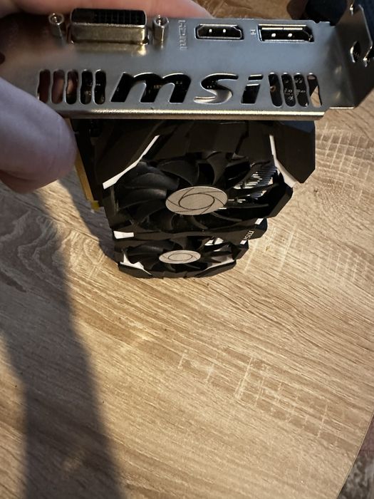 Procesor i5 8400 si placa video Gtx 1050TI