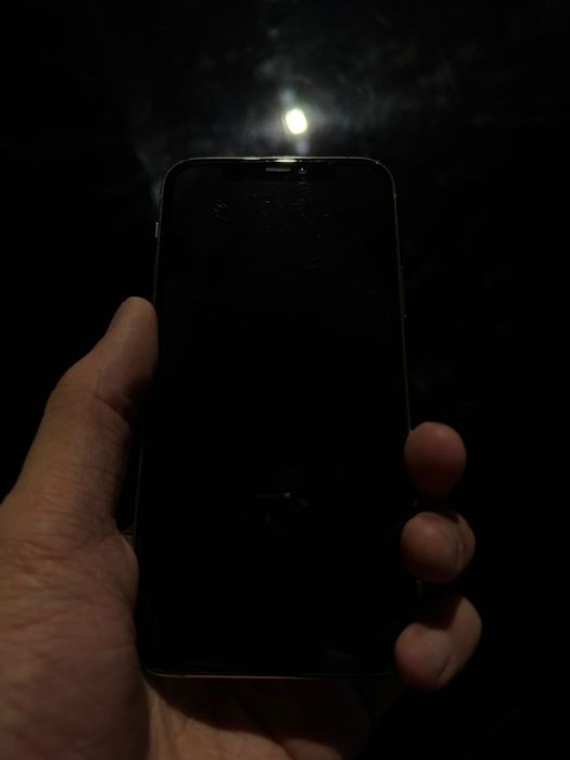 iPhone 11 pro продаю