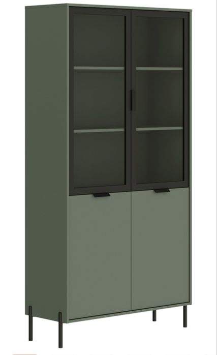 Продам новый шкаф витрина и комод