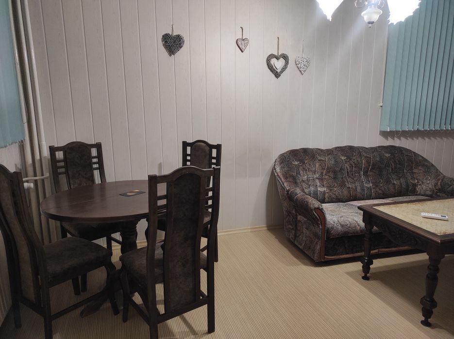 3 стаен Апартамент под наем