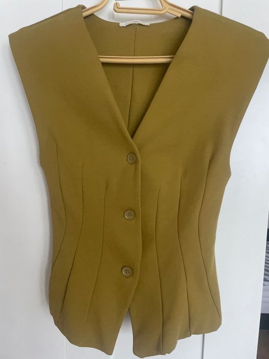 ZARA сет р-р M, става и за S, 30€