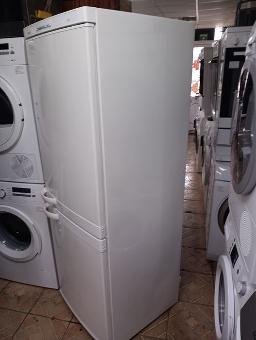 Комбиниран хладилник с фризер Миеле Miele с 2 години гаранция!