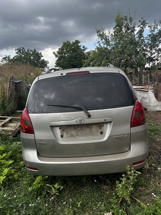 Toyota Corolla verso 2.0 d4d 90 к.с