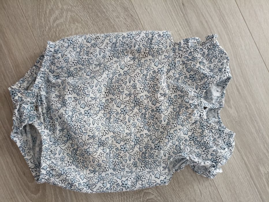 Hăinițe bebeluș de vară