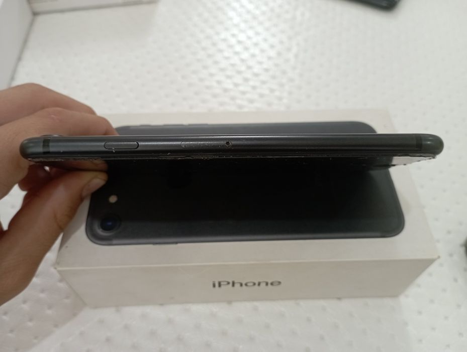 iPhone 7 продам срочна