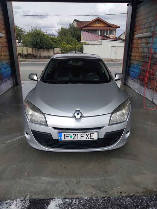 Vand masina renault