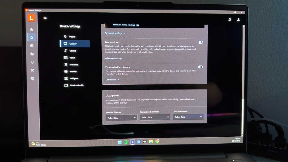 Vand Laptop Idea Pad 5 Slim OLED Specs in descriere