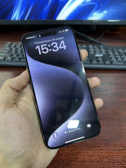 Iphone 15 pro max 256GB.