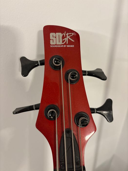 Bass Ibanez SR300EB