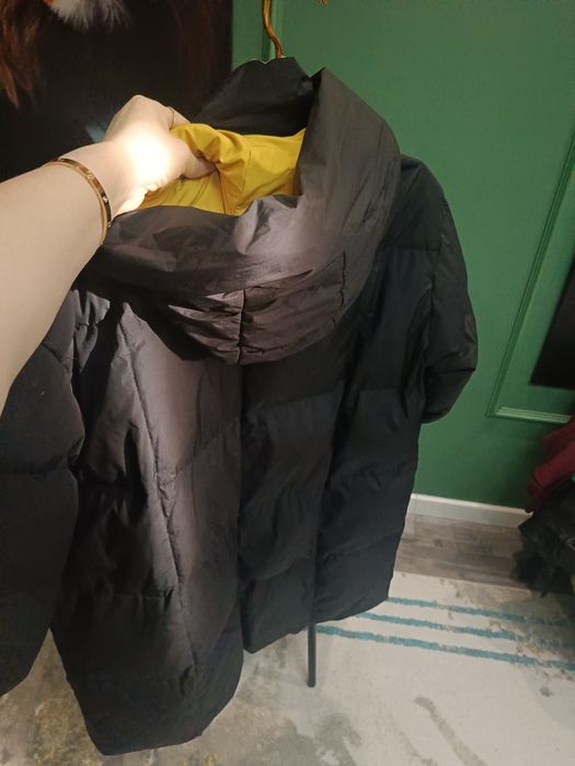 Продам детскую куртку