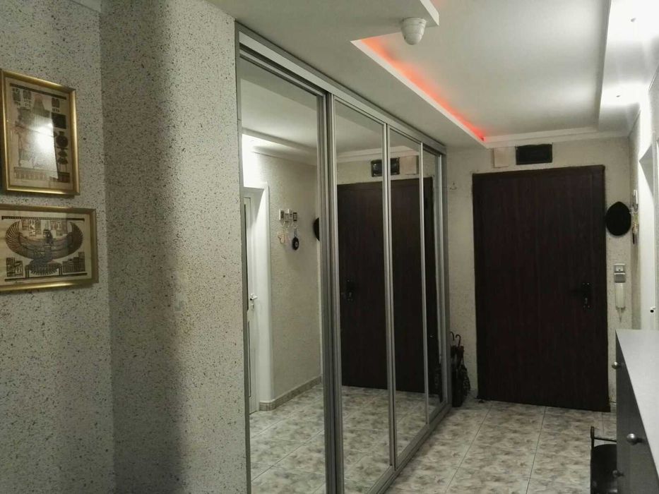 Продава се Многостаен апартамент в София, Лозенец - 168 кв.м за 3006 €/кв.м - Снимка #2