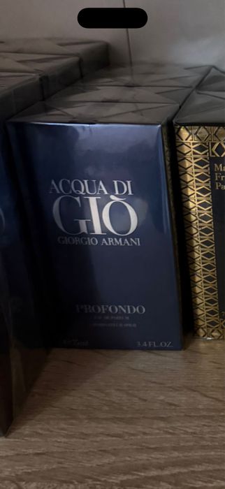 aqua di gio.