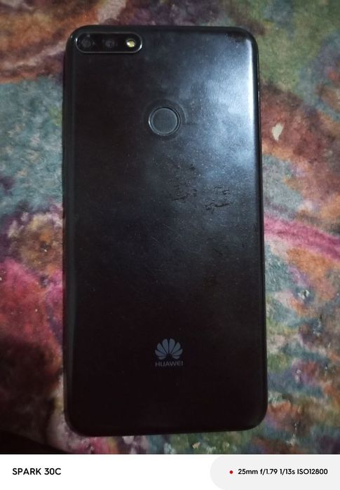 Huawei Y7 (2018)